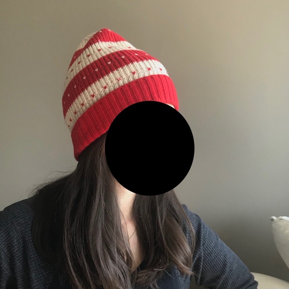 GANT Cute red and white stripe knit hat - Picture 4 of 6